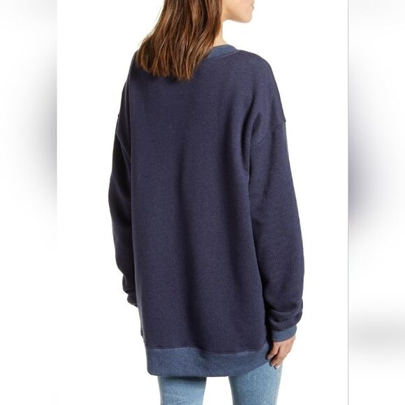 WILDFOX Blue Multicolor Stripe Roadtrip Oversized Crewneck Sweatshirt Size Small - Picture 5 of 7